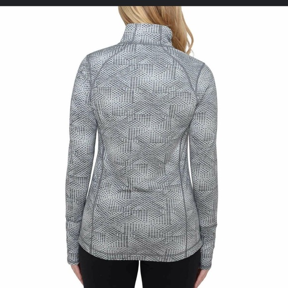 Kirkland Signature Gray Zip Up Sweater with Textured Design - Picture 7 of 7